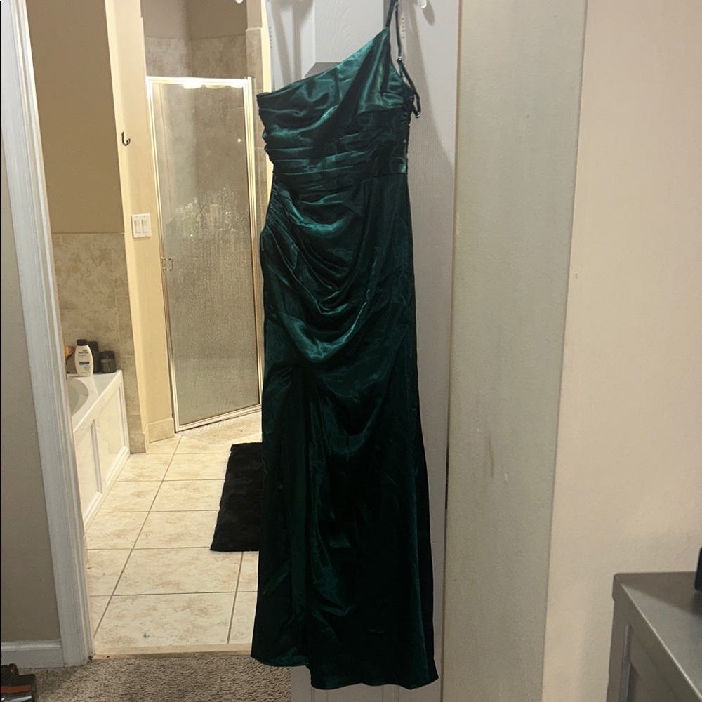 Azazie One-Shoulder Dress in Deep Green
